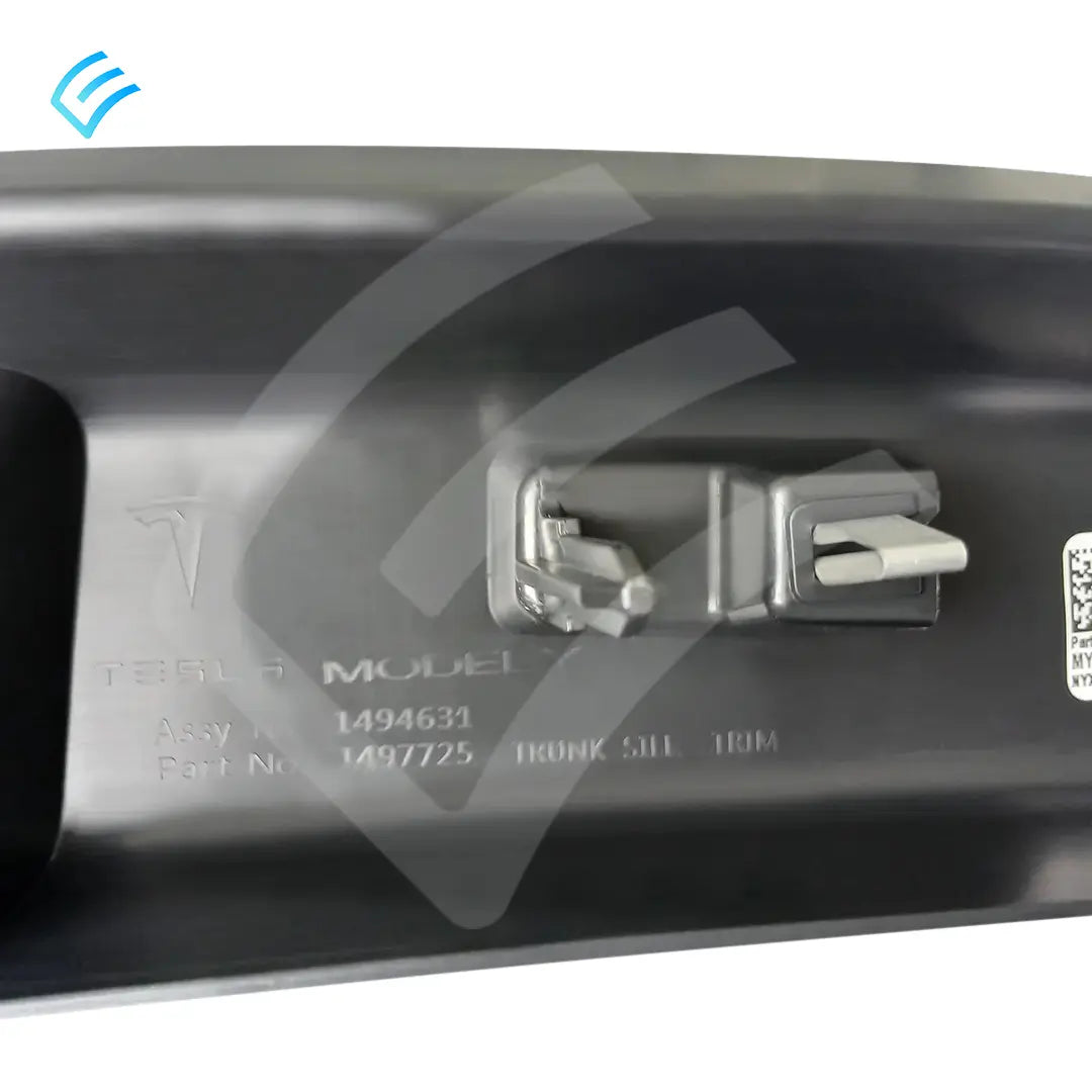 NUEVA moldura inferior del umbral del maletero del modelo Y OEM Tesla 1494631-00-C