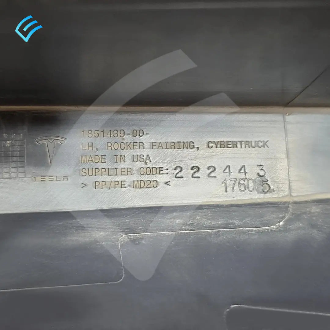 NEW OEM Tesla Cybertruck Rocker Fairing Left Hand 1851439-00-B