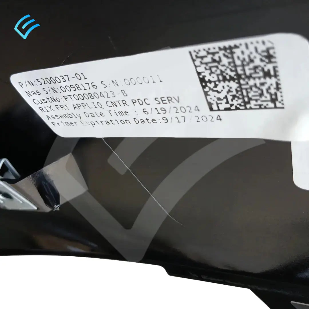 NUEVO conjunto de aplique central para parachoques delantero Rivian OEM PT00080423-C